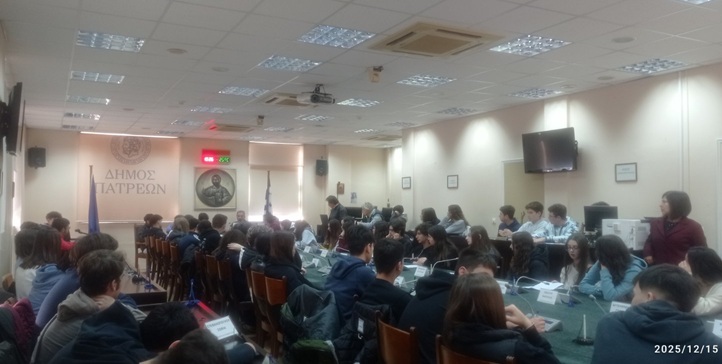 15 Δεκεμβρίου 2025 – Η φωνή των νέων στην καρδιά της πόλης: οι μαθητές και οι μαθήτριες της Α΄ τάξης του 11ου ΓΕΛ Πατρών κάθισαν στα έδρανα του Δημοτικού Συμβουλίου της πόλης μας.